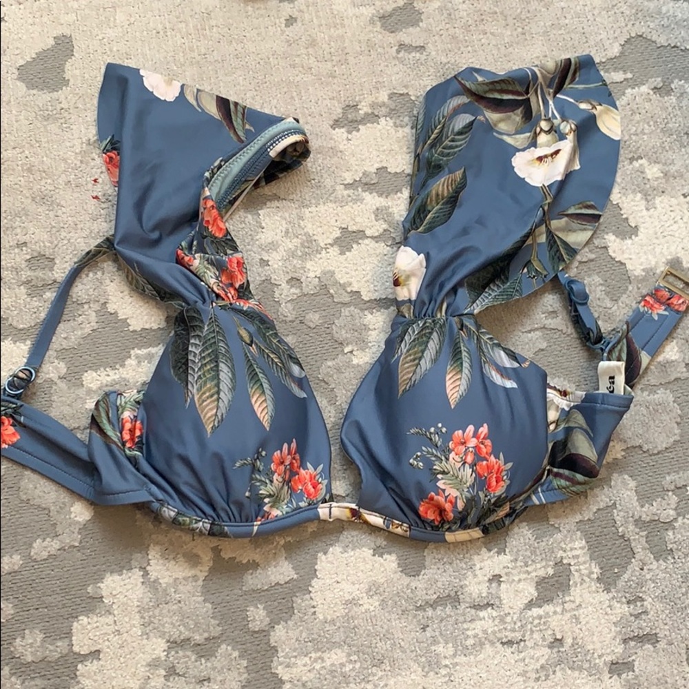 Milea Bikini - Picture 2 of 6